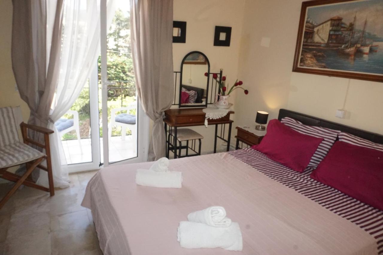 Acharavi Afrodite Apartments Bagian luar foto